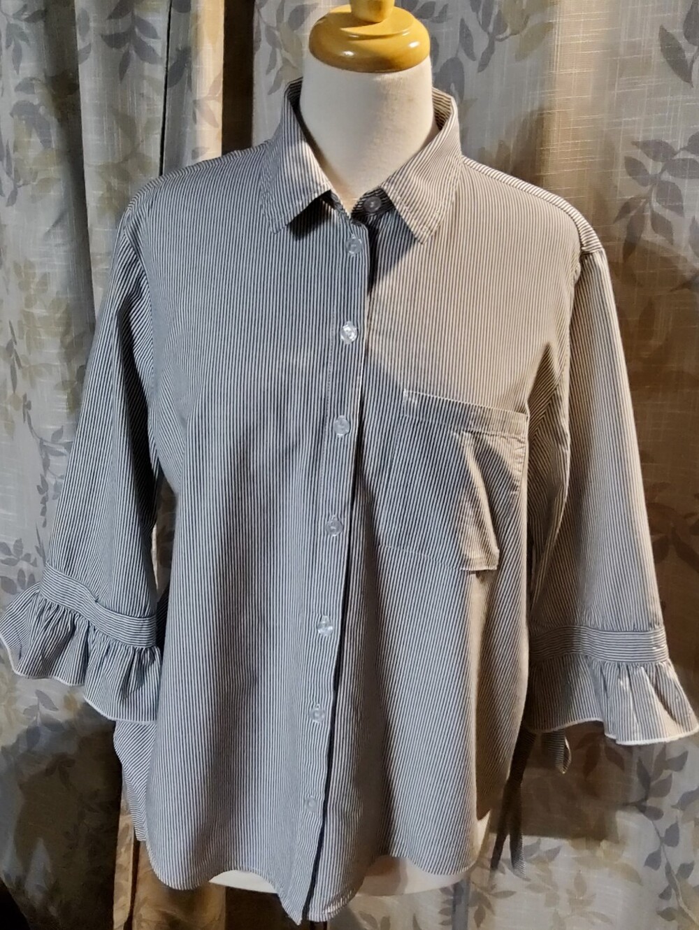 Saks Fifth Avenue Gray Pinstripe Button-Front Ruffle Sleeve Shirt